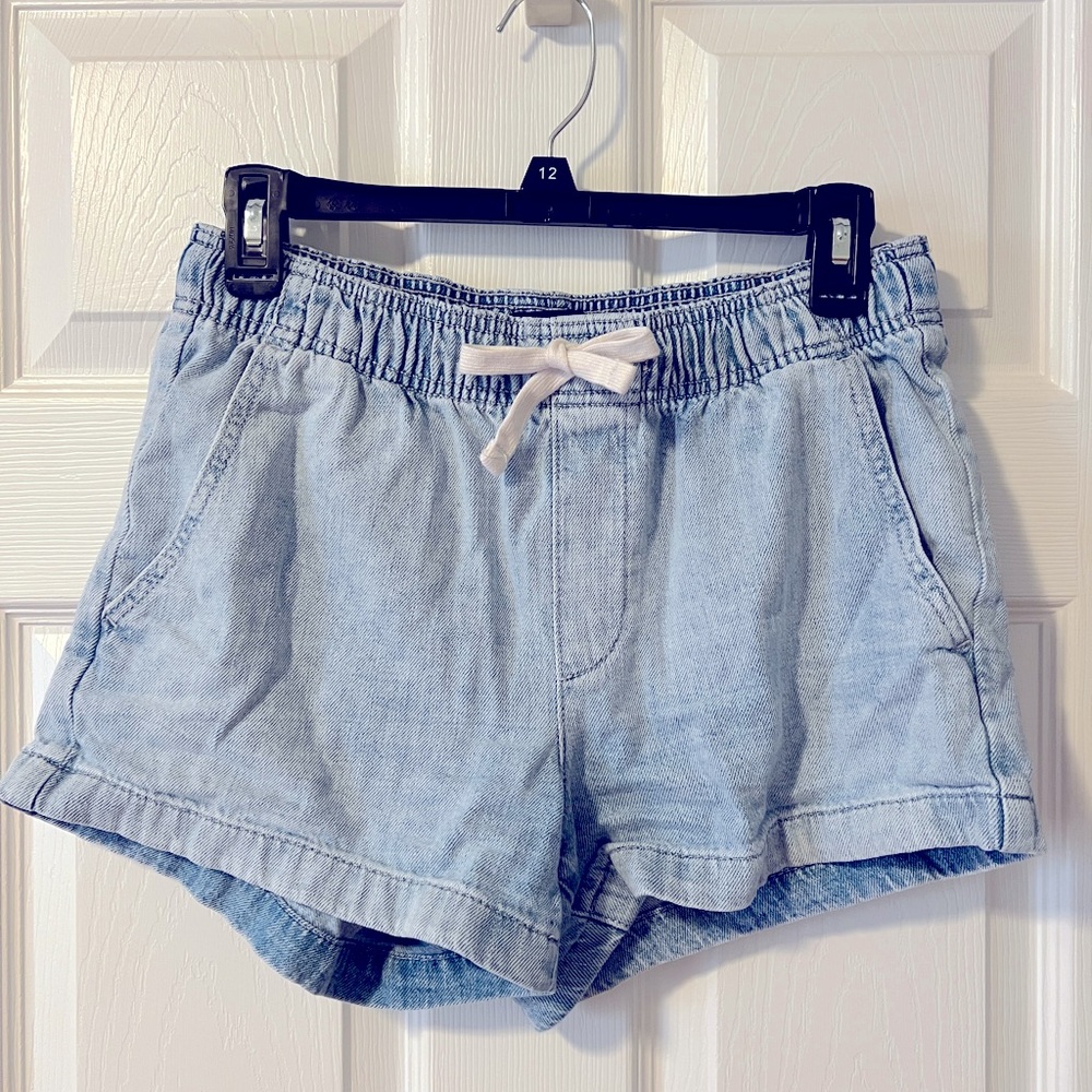 Elastic Light Denim Shorts